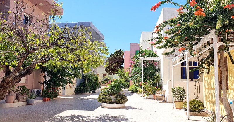 Evina Rooms & Suites 7