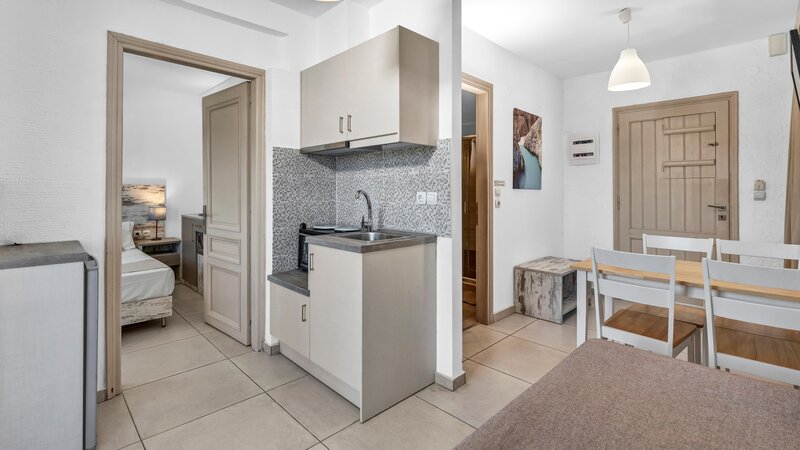 Evina Rooms & Suites 13