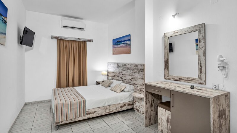 Evina Rooms & Suites 19