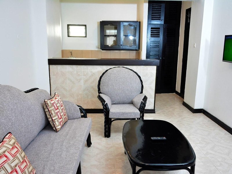 Hotel Sapphire 9