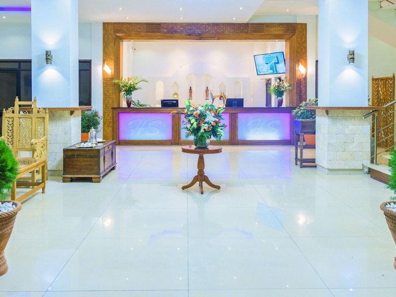 Hotel Sapphire 11