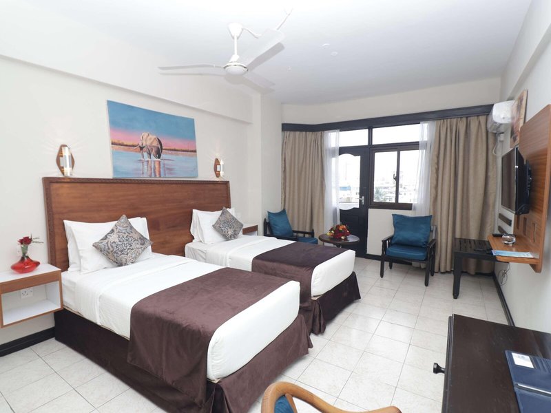 Hotel Sapphire 32