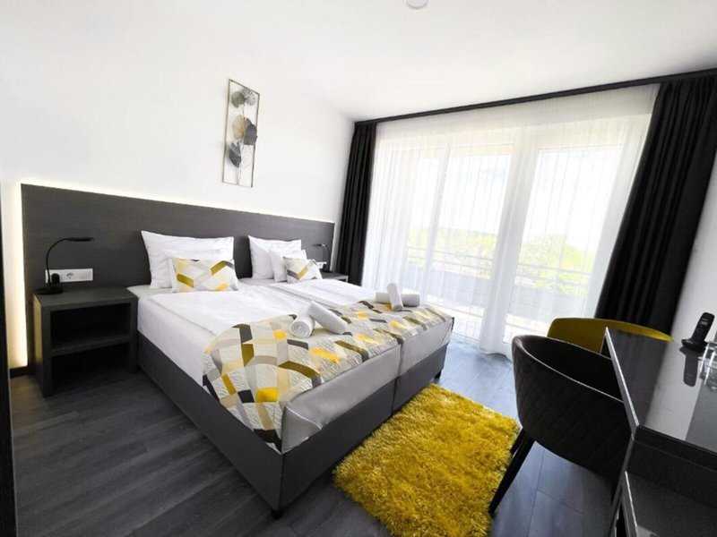Comfort Hotel Csopak 8