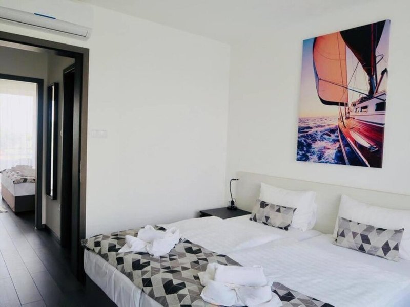 Comfort Hotel Csopak 9