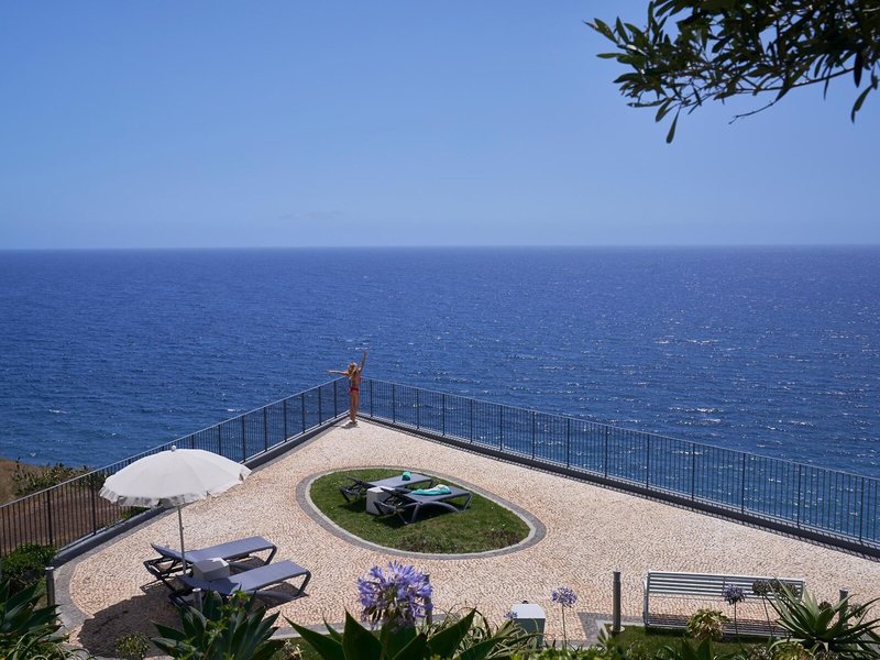 Golden Residence 16