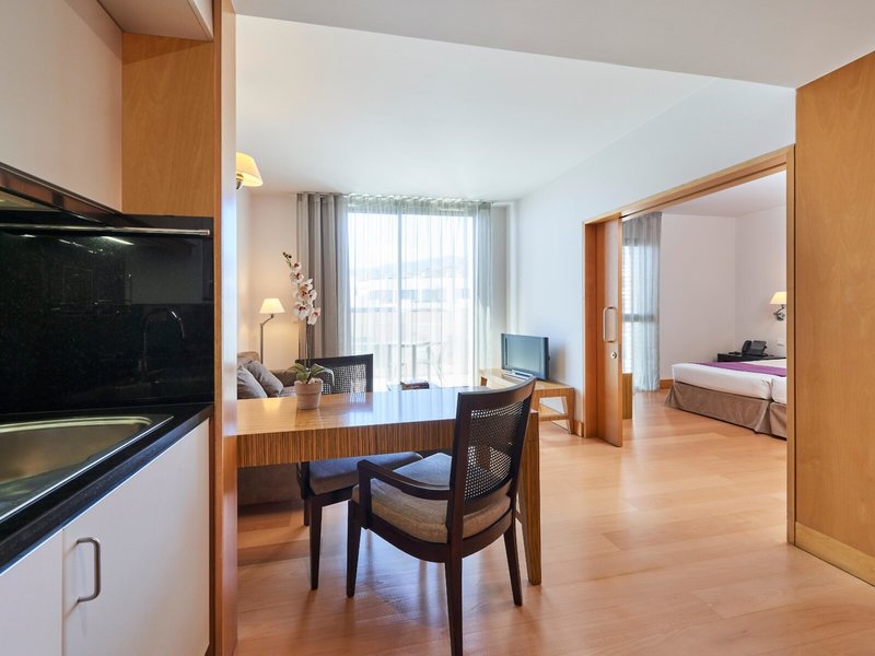 Golden Residence 33