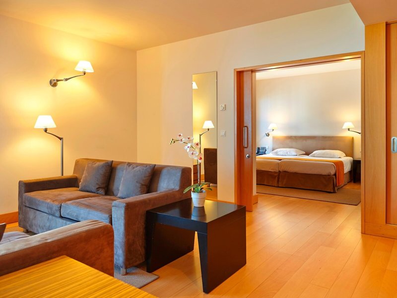 Golden Residence 34