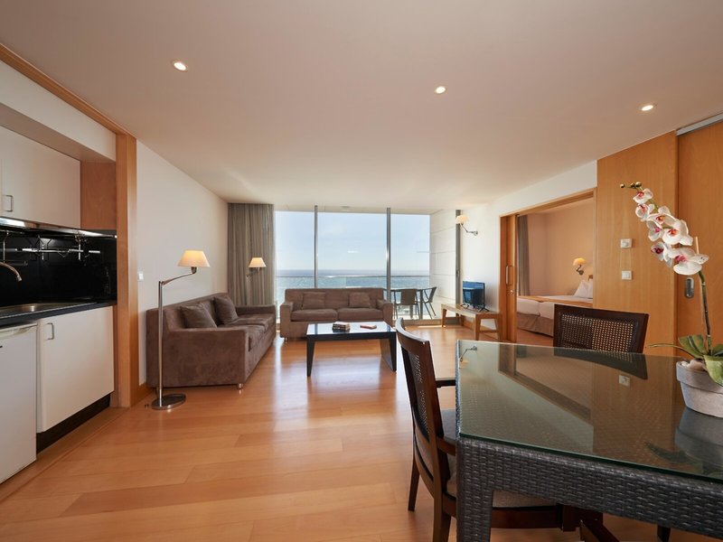 Golden Residence 44
