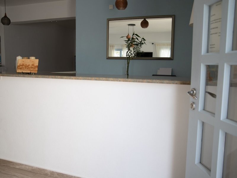 Areti Hotel 8
