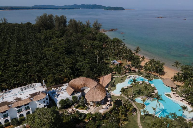 Eden Beach Resort & Spa 6