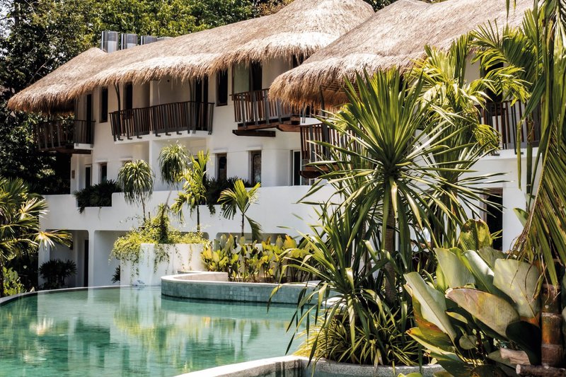 Eden Beach Resort & Spa 13