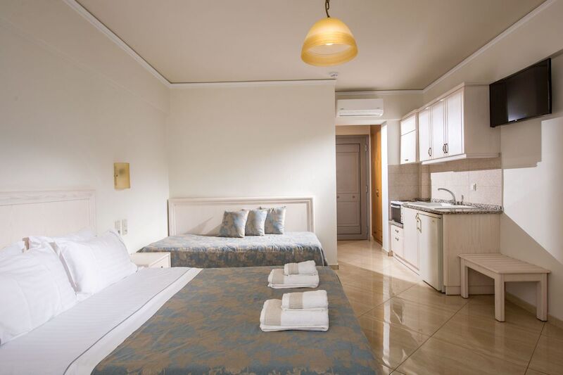 Ariadne Beach Hotel 11