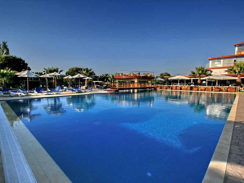 All Senses Ocean Blue Seaside Resort & Spa 6