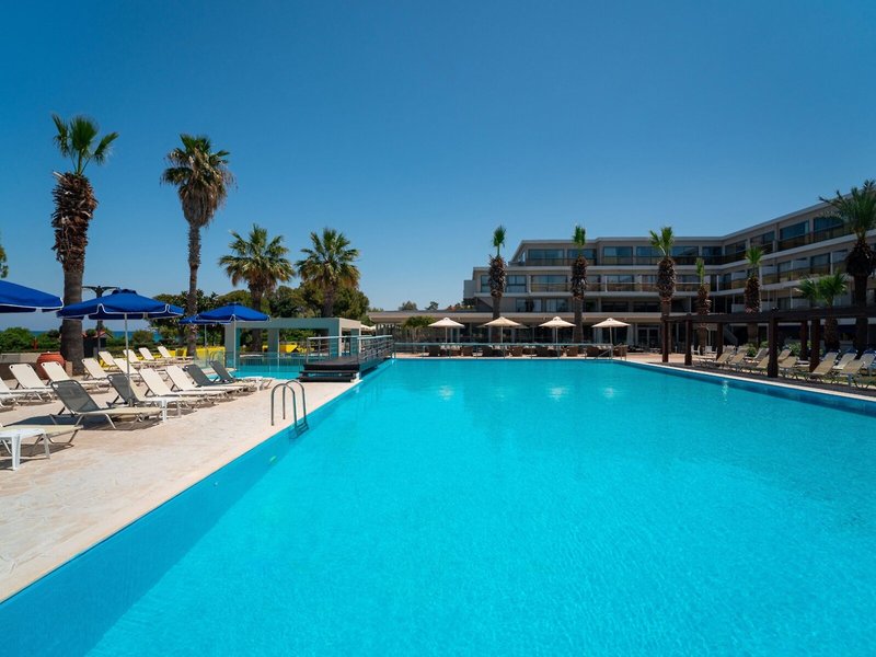 All Senses Ocean Blue Seaside Resort & Spa 12