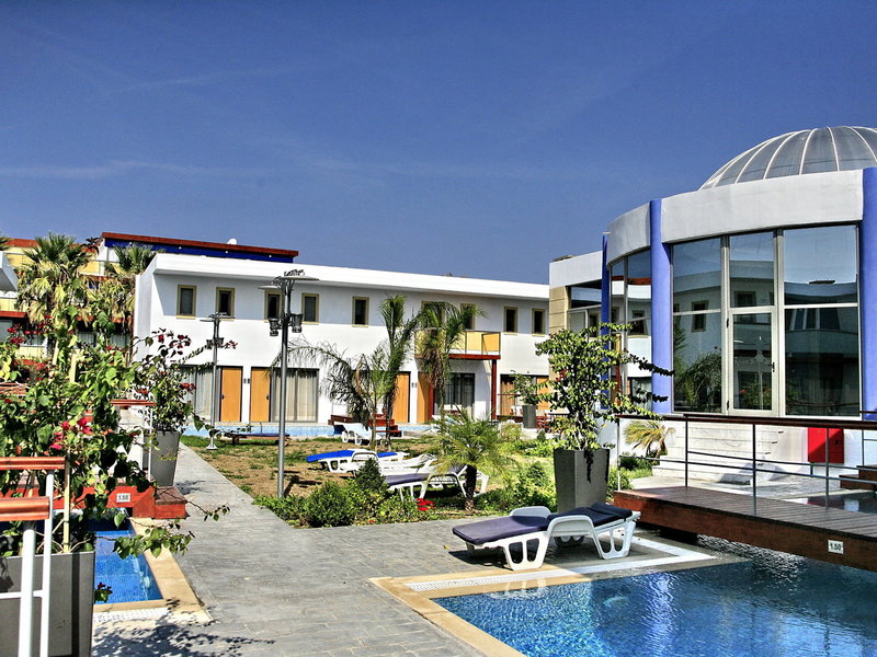 All Senses Ocean Blue Seaside Resort & Spa 13