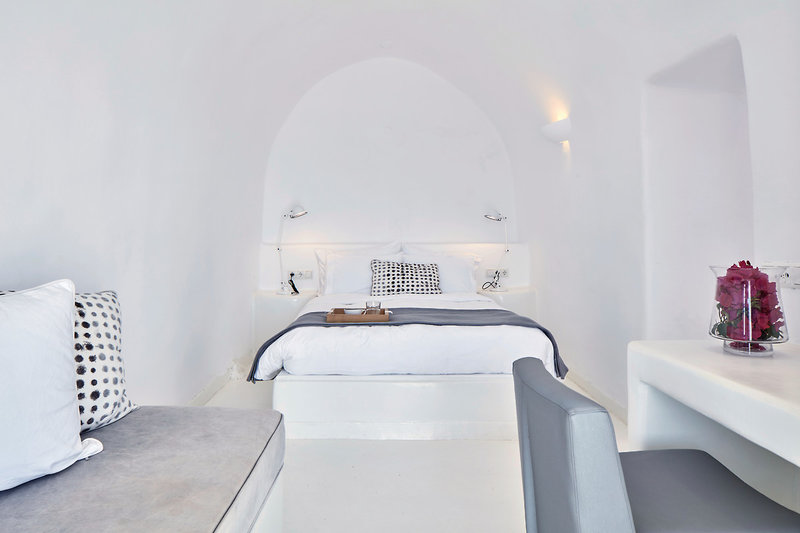 Cliff Side Suites 9