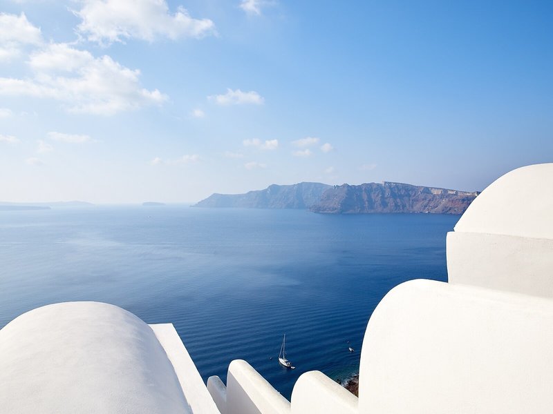 La Perla Villas & Suites 5