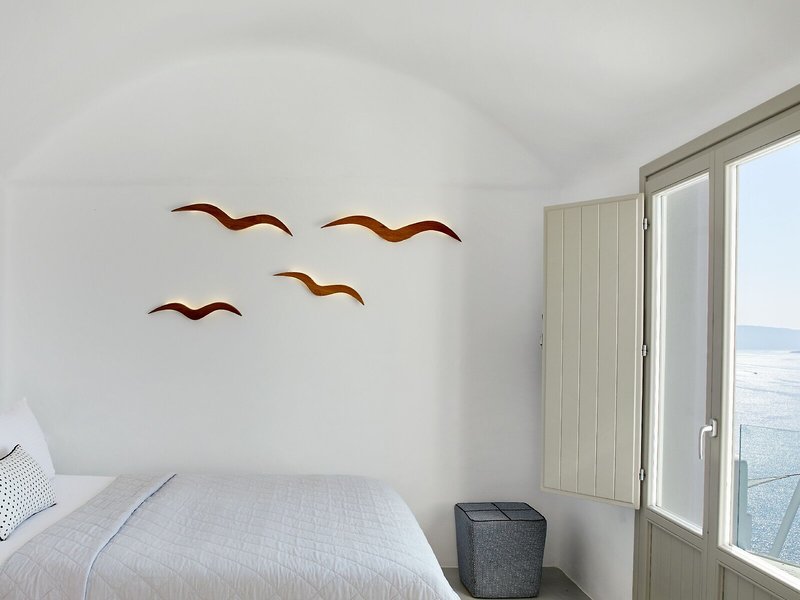 La Perla Villas & Suites 41