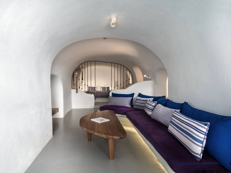 La Perla Villas & Suites 42