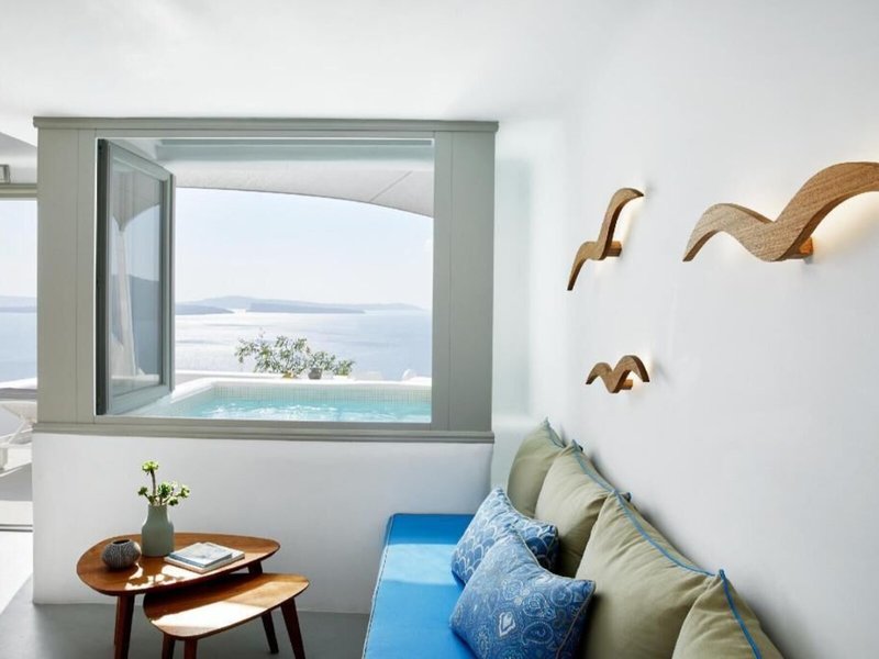 La Perla Villas & Suites 43