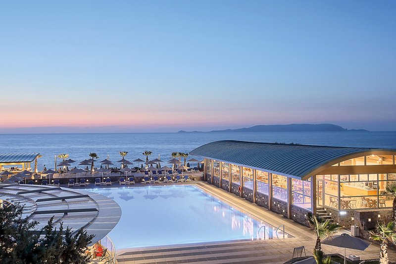 Arina Beach Hotel & Bungalows 11