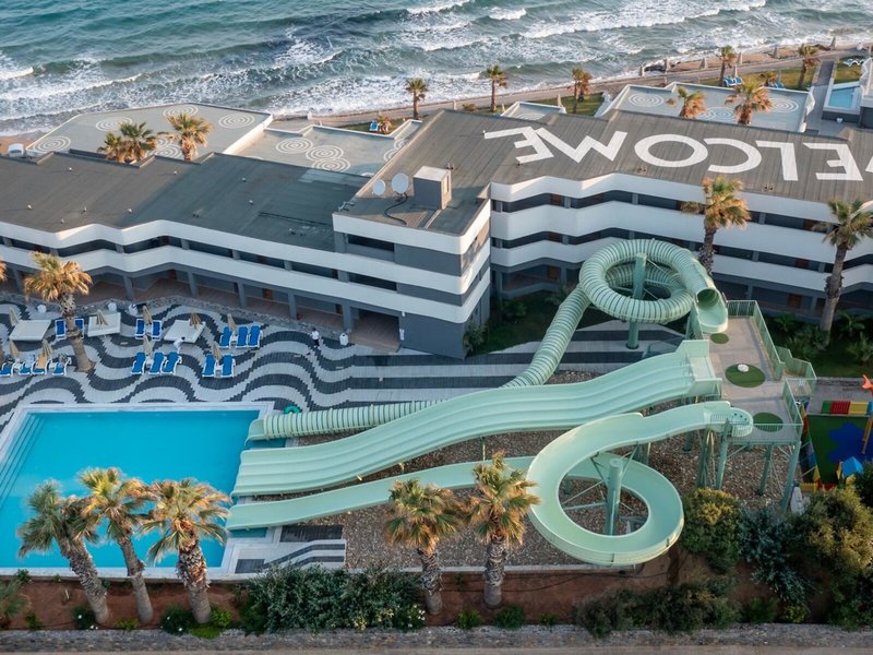Arina Beach 32