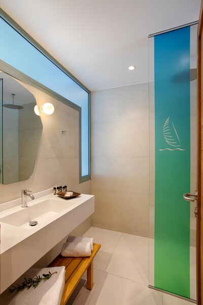 Arina Beach Hotel & Bungalows 93 - Bathroom Example