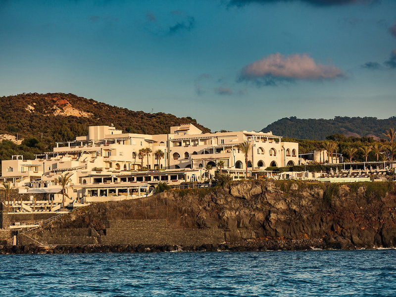 Therasia Resort Sea & Spa 3