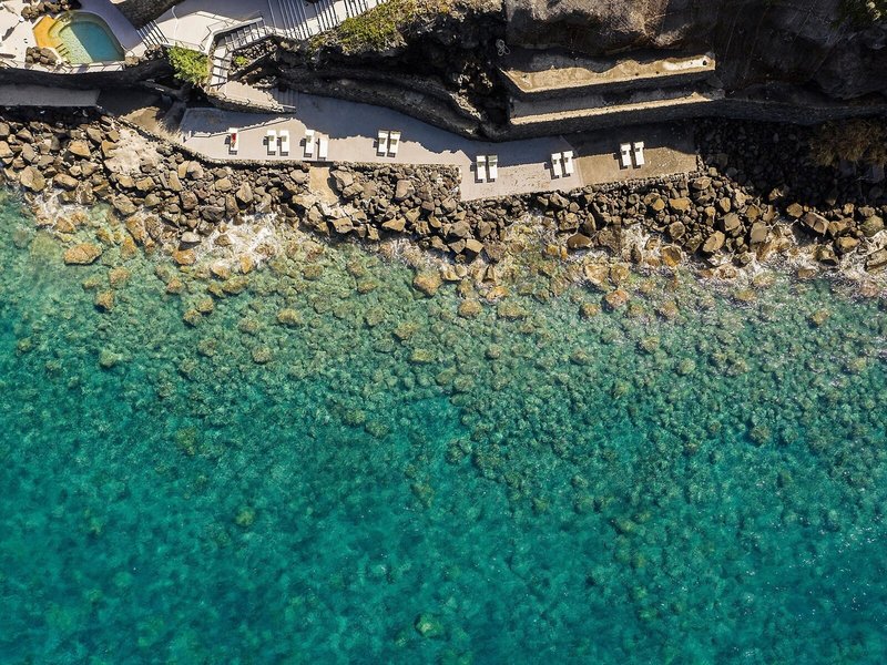 Therasia Resort Sea & Spa 10