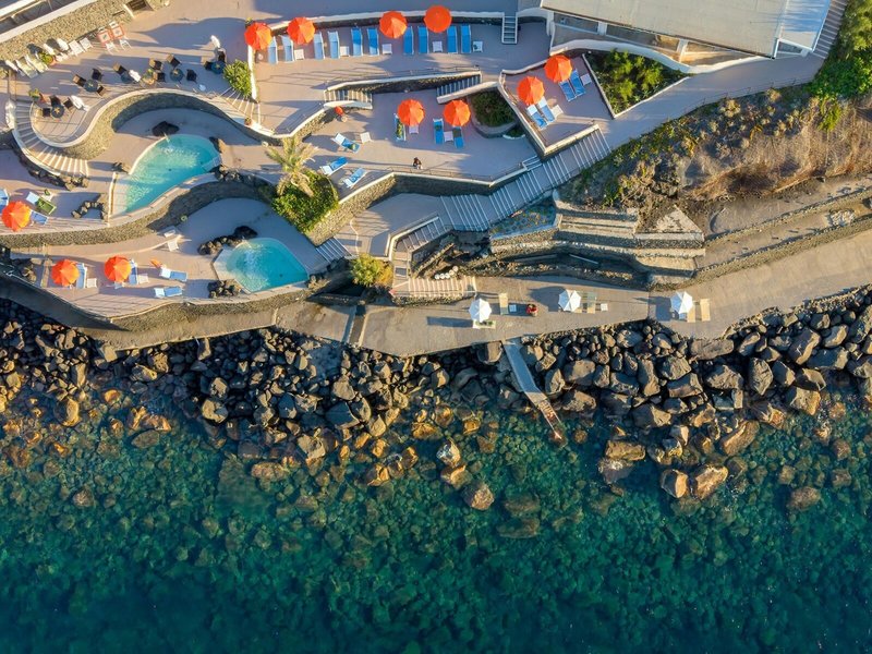 Therasia Resort Sea & Spa 12