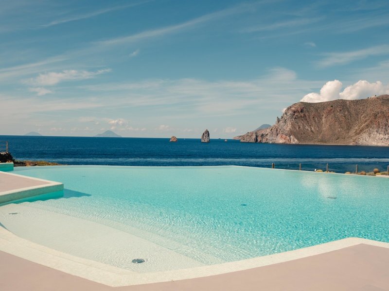 Therasia Resort Sea & Spa 21