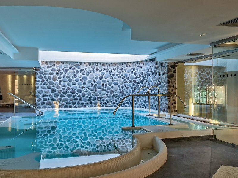 Therasia Resort Sea & Spa 24
