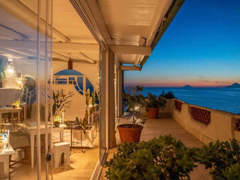 Therasia Resort Sea & Spa 45