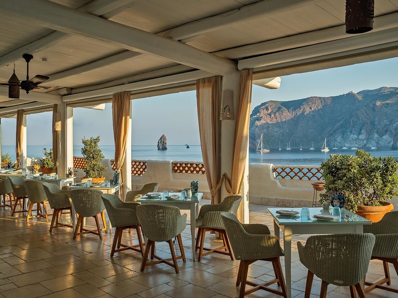 Therasia Resort Sea & Spa 49
