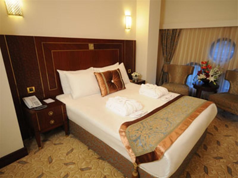 Crowne Plaza Istanbul - Old City 3