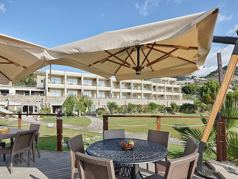 Aregai Marina Hotel & Residence