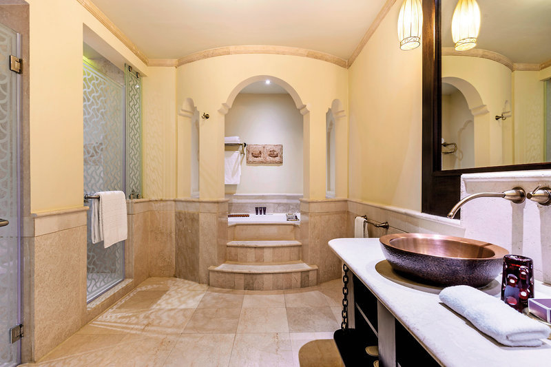 The Ritz-Carlton Sharq Village & Spa 18