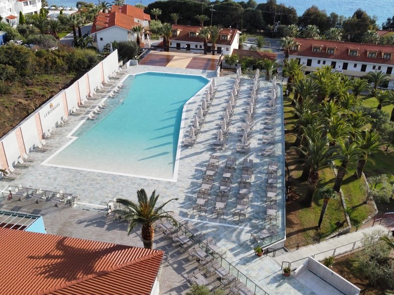 Aristoteles Holiday Resort & Spa 11