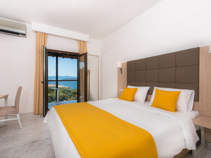 Aristoteles Holiday Resort & Spa 34