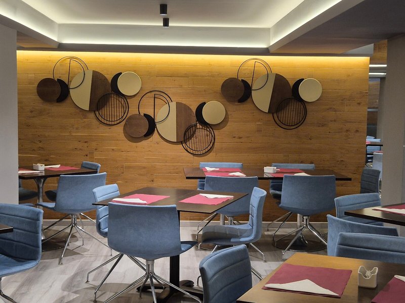 The Alassia Hotel 19