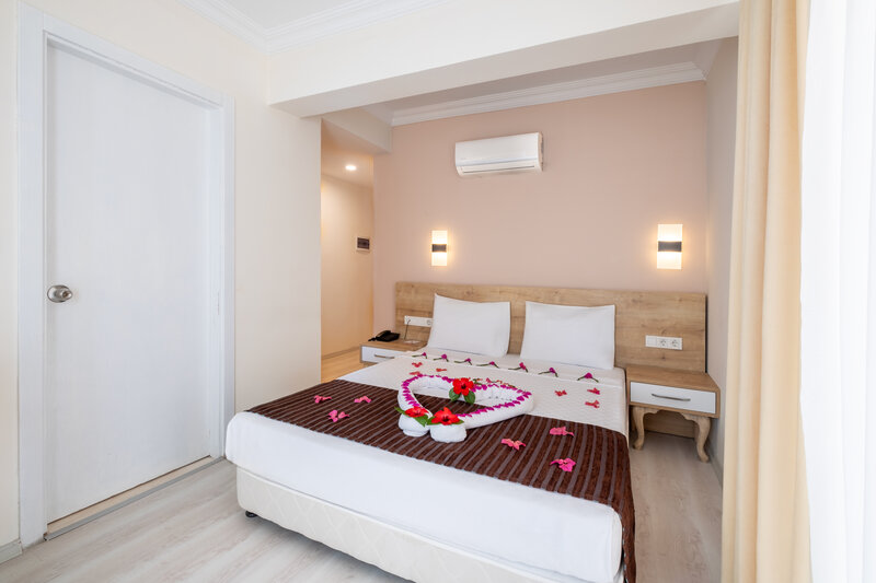 Viking Beach Hotel & Spa 12