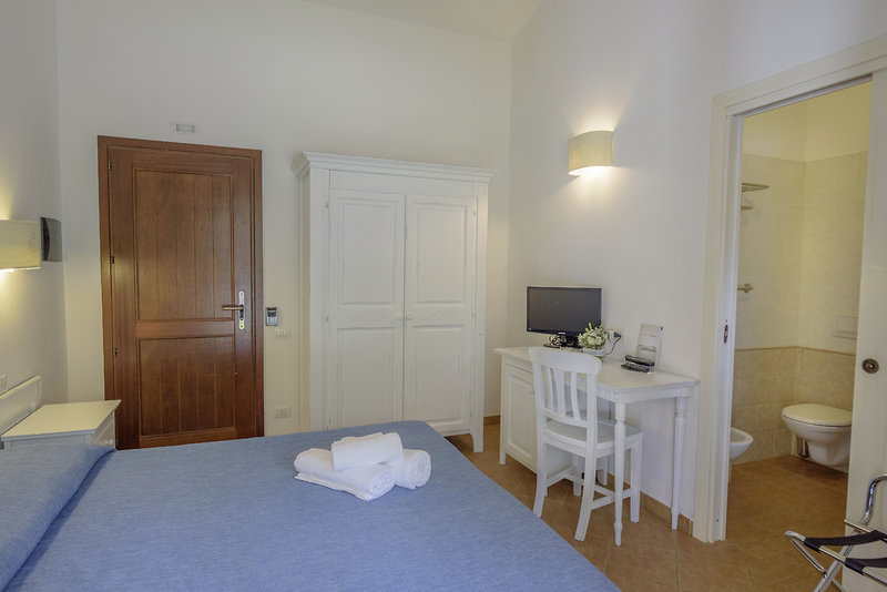 Garden Beach Hotel & Resort 19 - Bathroom Example