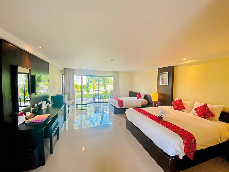 Palm Galleria Resort 20