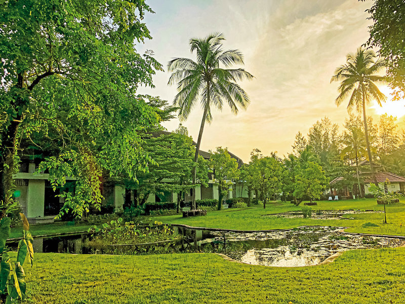 Palm Galleria Resort 17