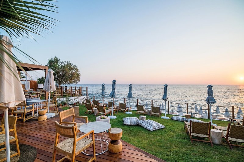Akasha Beach Hotel & Spa 6