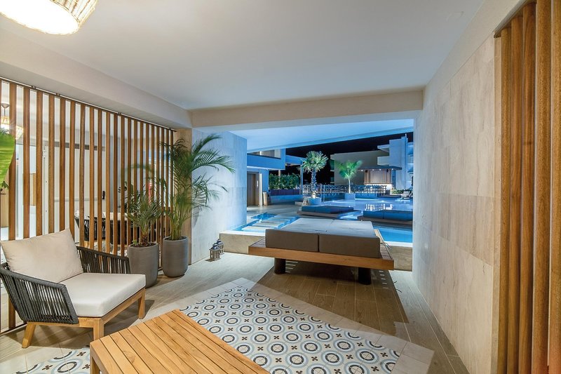 Akasha Beach Hotel & Spa 17