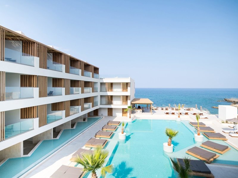 Akasha Beach Hotel & Spa 1