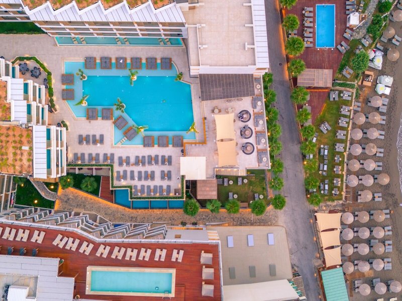 Akasha Beach Hotel & Spa 3