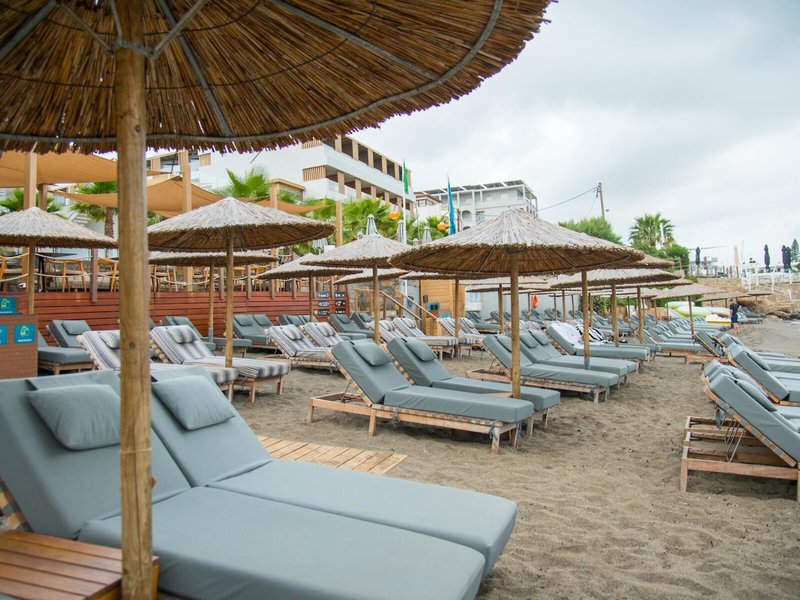 Akasha Beach Hotel & Spa 5