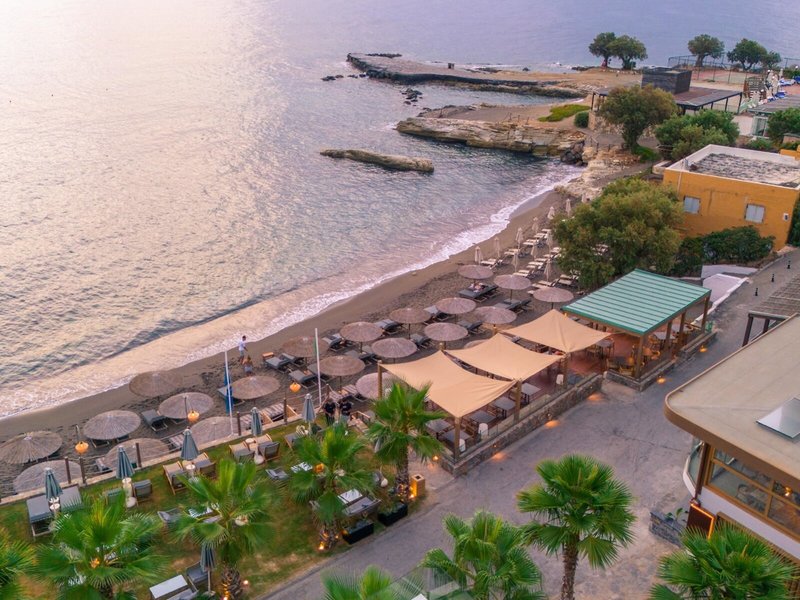 Akasha Beach Hotel & Spa 7